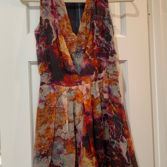 Chloe Oliver Romper - Picture 3 of 3